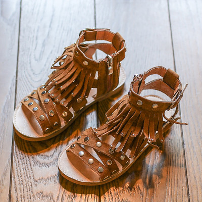 Sandale casual pentru copii pentru o fata cu franjuri in trei culori