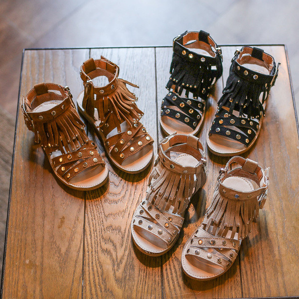 Sandale casual pentru copii pentru o fata cu franjuri in trei culori