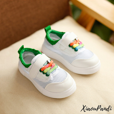 Pantofi sport copii albi cu sireturi colorate