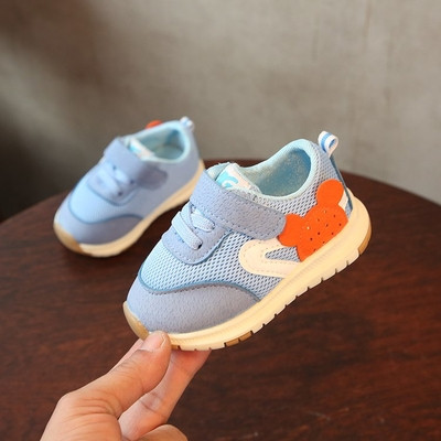 Sandale pentru copii cu aplicație roz și albastru