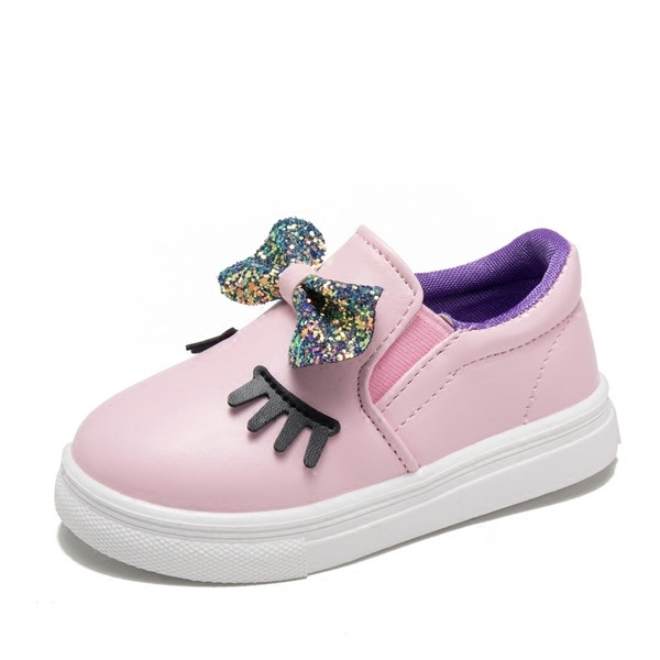 Cipő lányoknak három színben 3D díszítéssel