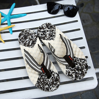 Papuci pentru bărbați prin degete potriviti pentru plajă