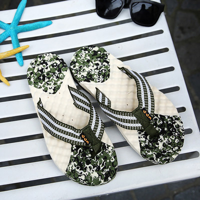 Papuci pentru bărbați prin degete potriviti pentru plajă