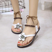 Περιστασιακά γυναικεία σανδάλια με κορδόνια γύρω από το αστράγαλο και το floral μοτίβο σε δύο χρώματα