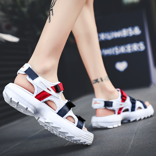 Ανδρικά σανδάλια σε μαύρο και άσπρο με λωρίδες χρώματος