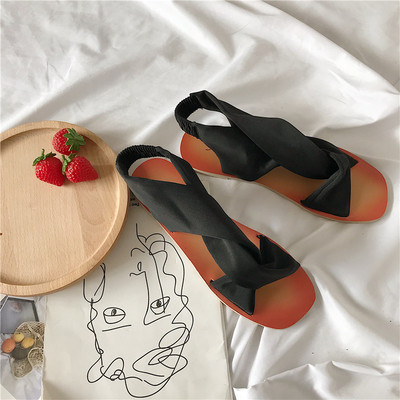 ΝΕΑ καθημερινά χαμηλά γυναικεία σανδάλια σε δύο χρώματα