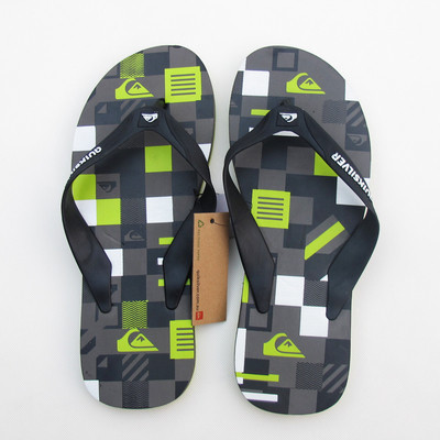 Férfi hétköznapi papucsok különböző alkalmazással