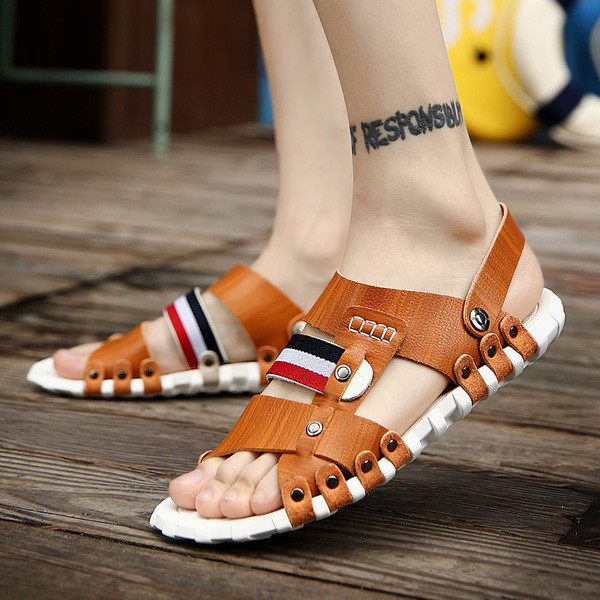 Sandale elegante pentru bărbați din piele artificială, cu nituri metalice