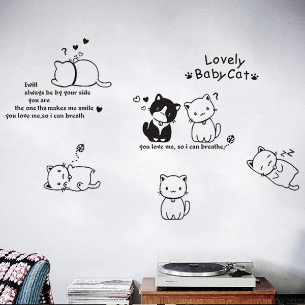 Tapet alb-negru cu șase pisoi și o inscripție