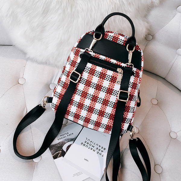 Rucsac in carouri cu puf in diferite culori