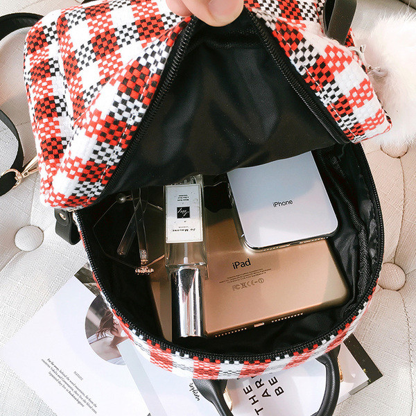 Rucsac in carouri cu puf in diferite culori