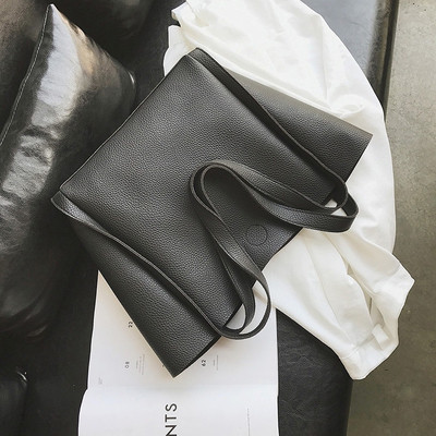 Άνετη γυναικεία τσάντα σε διάφορα χρώματα