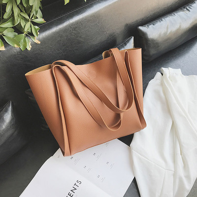 Άνετη γυναικεία τσάντα σε διάφορα χρώματα