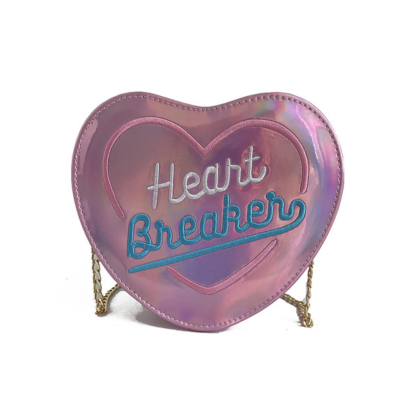 O geantă mică în formă de inimă, cu mâner lung, în diferite culori