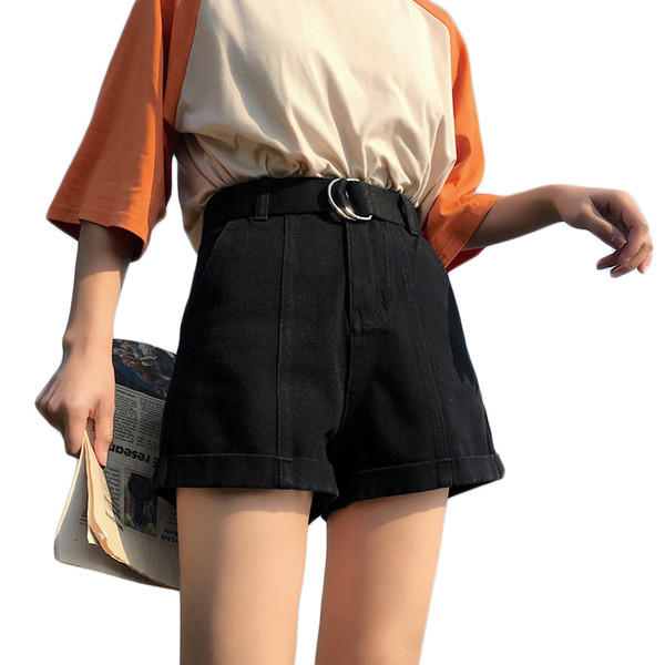 Blugi scurti de dama cu talie inalta si curea, model larg in diferite culori