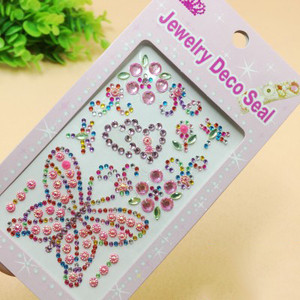 Gyermek matricák dekorációhoz és dekorációhoz minden felületre