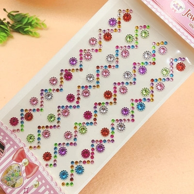 Gyermek matricák dekorációhoz és dekorációhoz minden felületre