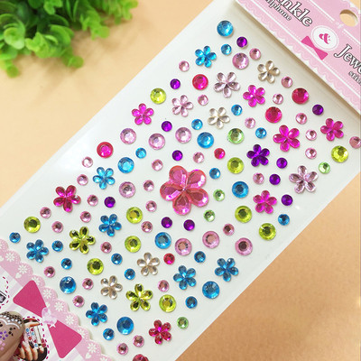 Gyermek matricák dekorációhoz és dekorációhoz minden felületre