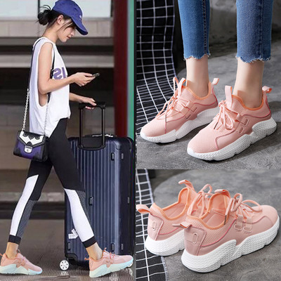 Γυναικεία αθλητικά παπούτσια σε τρία χρώματα