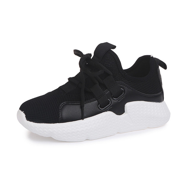 Γυναικεία αθλητικά παπούτσια σε τρία χρώματα