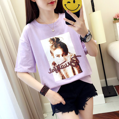 Γυναικείο μπλουζάκι με διαφορετικά χρώματα