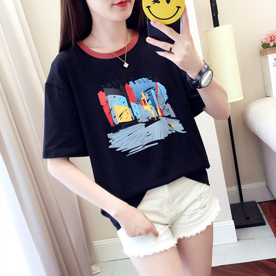 Γυναικείο μπλουζάκι με διαφορετικά χρώματα