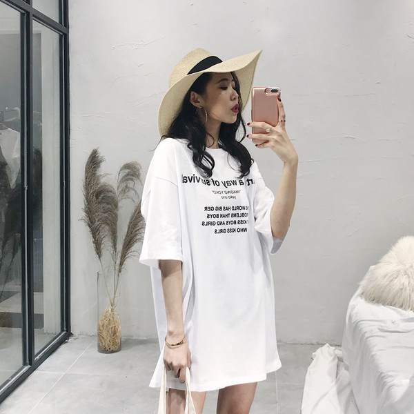 Γυναικείο χιτώνα σε τρία χρώματα με επιγραφή