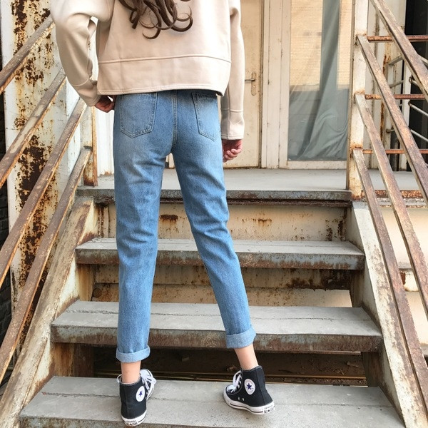 Blugi lungi de dama cu talie inalta si aplicatie