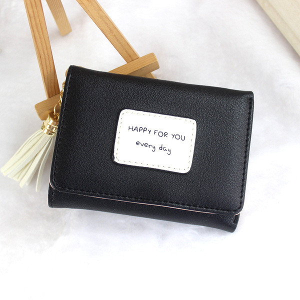 Γυναικείο πορτοφόλι με επιγραφή και φούντα σε διάφορα χρώματα