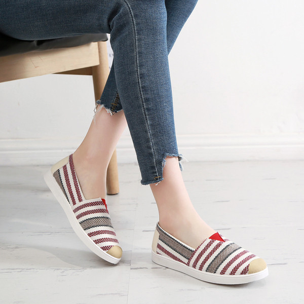 Mocasini de dama cu dungi in diferite culori