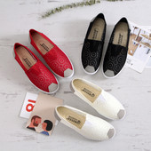 Γυναικεία πλεκτά μοκασίνια σε τρία χρώματα