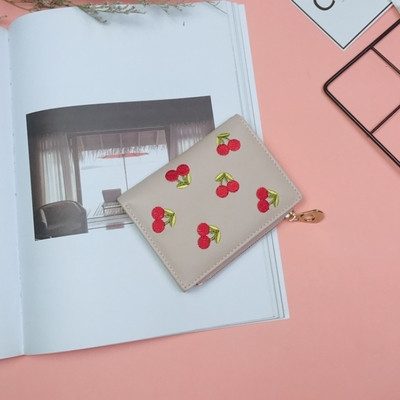 Portofel mic de dama in diferite culori cu broderie