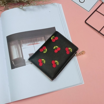 Portofel mic de dama in diferite culori cu broderie