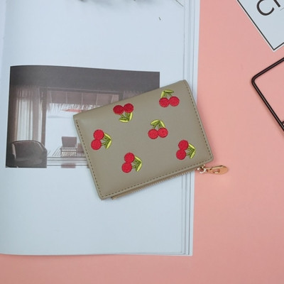 Portofel mic de dama in diferite culori cu broderie