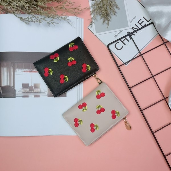 Portofel mic de dama in diferite culori cu broderie