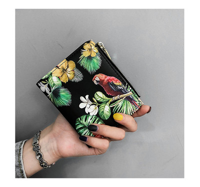 Portofel mic de dama cu motive florale