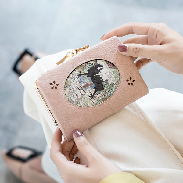 Portofel mic de dama cu aplicare in doua culori