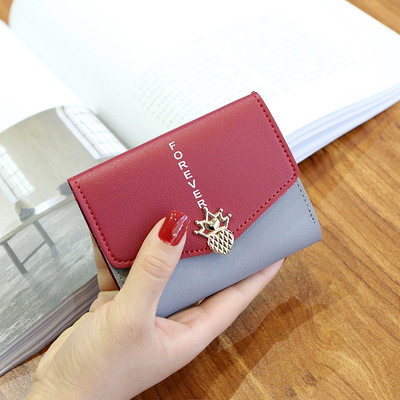 Portofel mic de dama cu decor in diferite culori