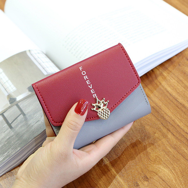 Portofel mic de dama cu decor in diferite culori