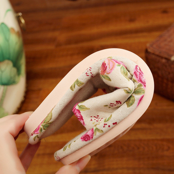 Puha női alkalmi papucs többféle modellben