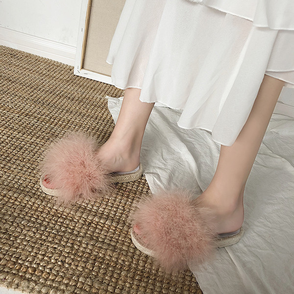 Papuci dama cu puf in diferite culori