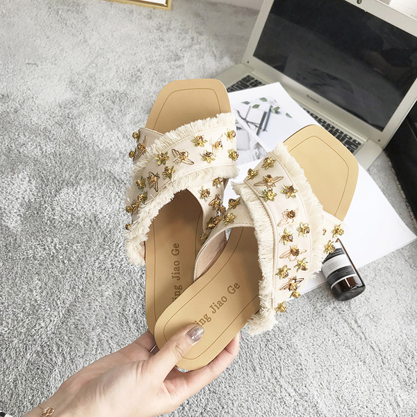 Papuci casual dama cu motive in negru si bej