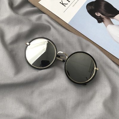 Γυναικεία γυαλιά ηλίου μοντέρνα σε στρογγυλή μορφή σε τέσσερα χρώματα