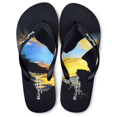 Γυναικείες καθημερινές  παντόφλες σε διαφορετικά σχέδια και χρώματα