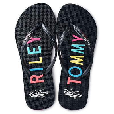 Γυναικείες καθημερινές  παντόφλες σε διαφορετικά σχέδια και χρώματα