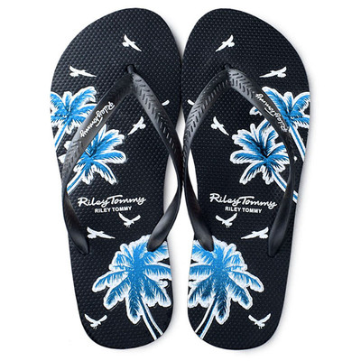 Γυναικείες καθημερινές  παντόφλες σε διαφορετικά σχέδια και χρώματα