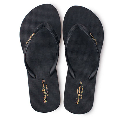 Γυναικείες καθημερινές  παντόφλες σε διαφορετικά σχέδια και χρώματα