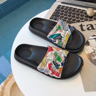 Papuci casual pentru barbati si femei potriviti pentru plaja in diferite culori