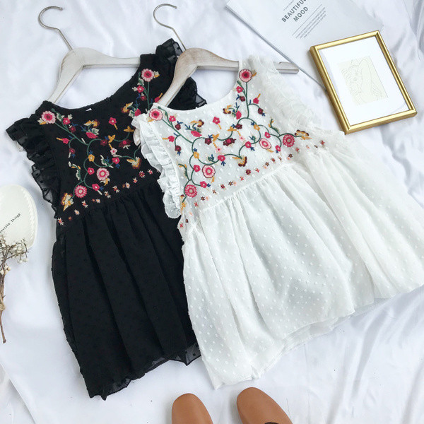 Maieu elegant de damă, cu broderie alb-negru