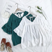 Γυναικεία μπλούζα σε δύο χρώματα με ντεκολτέ σε σχήμα V